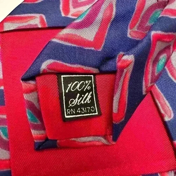 NWT Lot Of 2 Geoffrey Beene Ties Silk-Tan With Polka Dots, Blue With Red Design - Picture 7 of 11